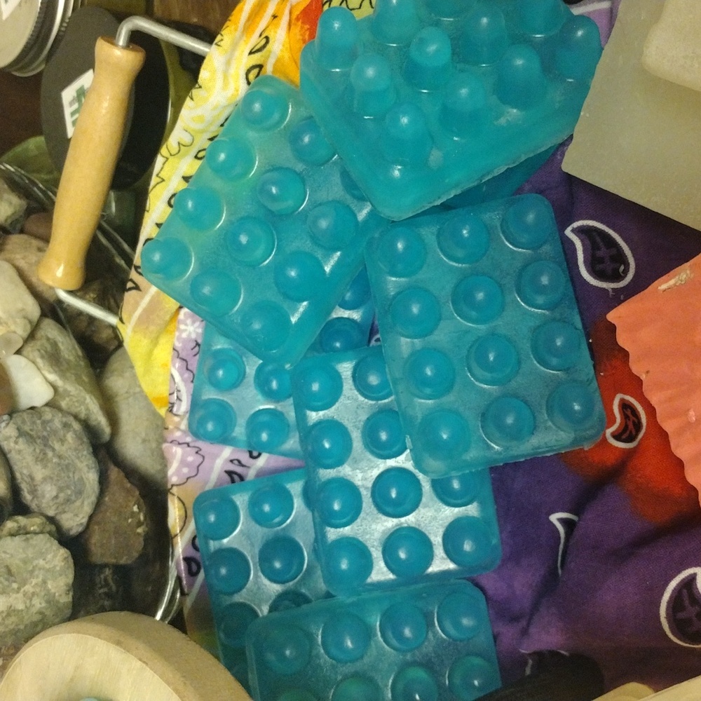 Homemade shampoo bars - Picture 2 of 2